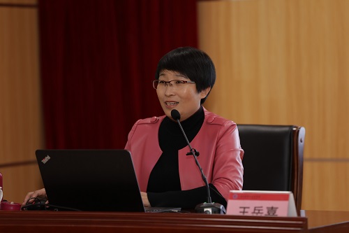 8 山东商业职业技术学院马克思主义学院院长王岳喜教授作专题报告.JPG